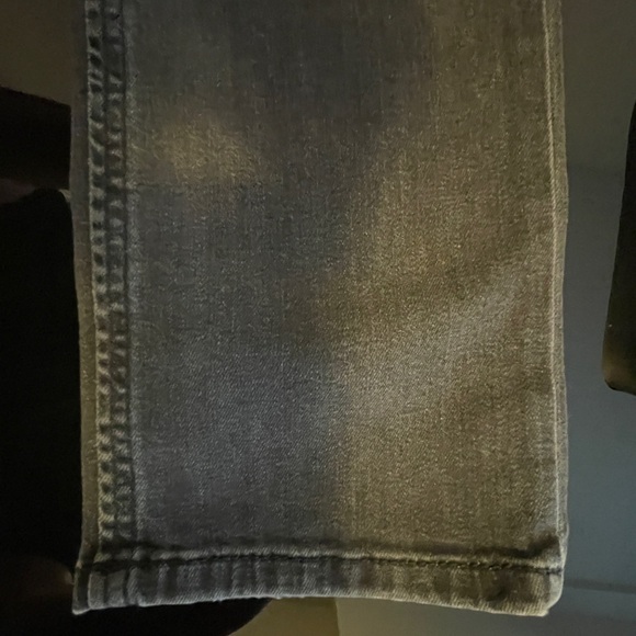 Sleek pair of Diesel black slim jeans in excellent condition - Picture 6 of 8